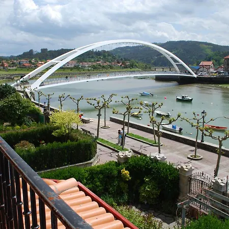 Casa De Marinos Uribekosta 2* פלנסיה